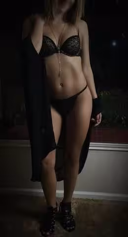 Krystal / Alexis Bell