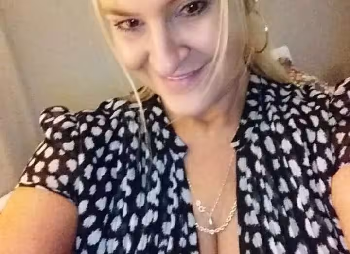 Escort Sara in Charlotte, NC